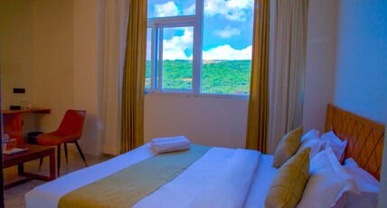 Royal Mini Resort (Tent and Swimming Pool) Room Type - Deluxe Room Royal Mini Resort (Tent and Swimming Pool) Room Type - Deluxe Room