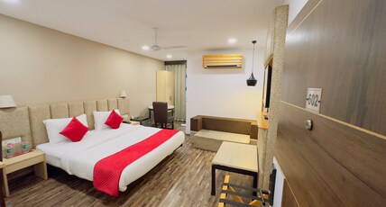 Ayaan Residency Room Type - Club Room with Balcony