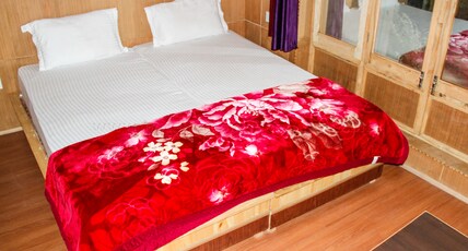 Hotel Real Siachen Room Type - Deluxe  Room