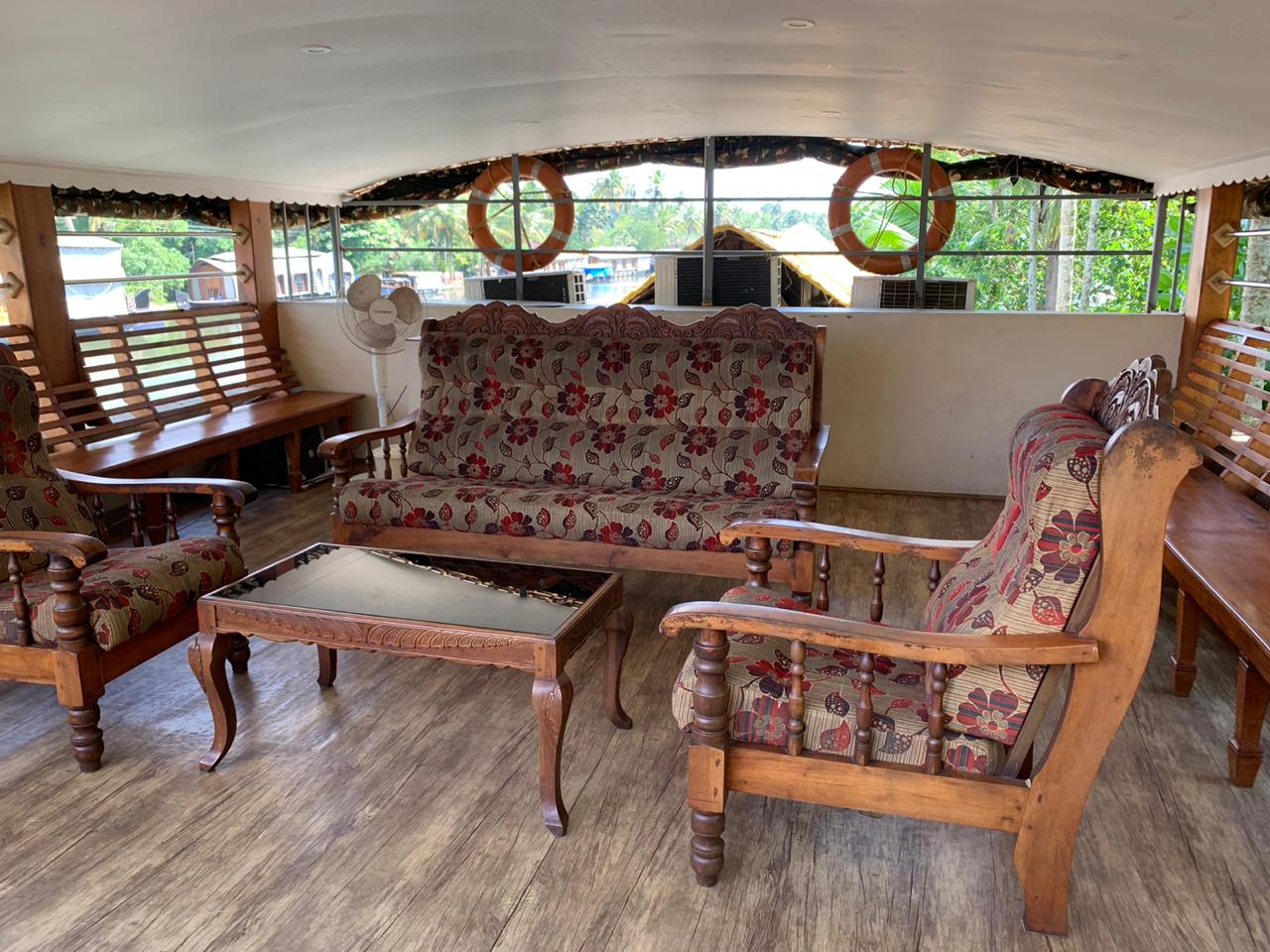 Go Kumarakom Houseboats - Tap to explore photos