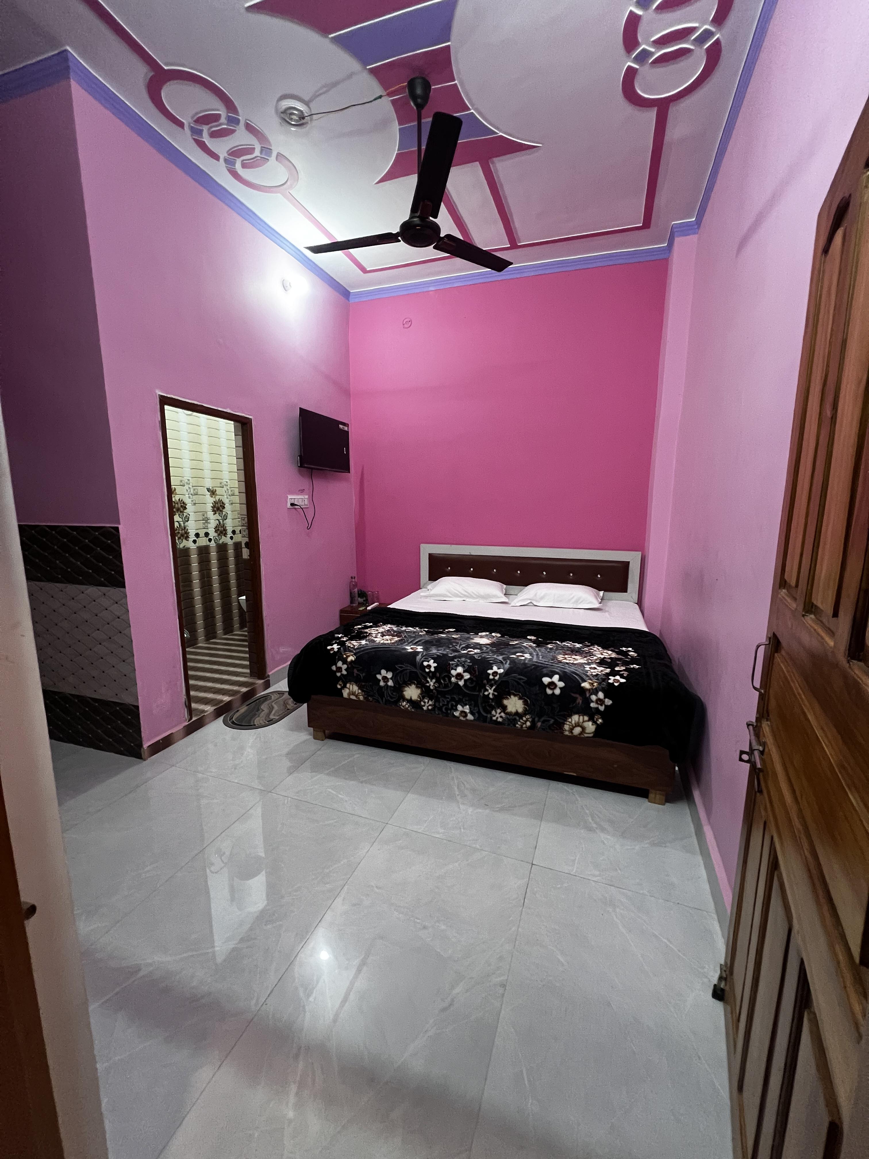 Raghav Raj Homestay| Budget Stays - Tap to explore photos