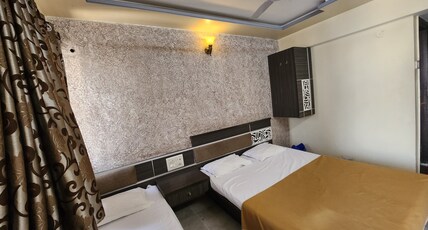 Hotel Sai Suraj Room Type - Triple Bed Ac