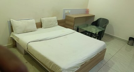 HOTEL PARISHRAM Room Type - DELUXE DOUBLE ROOM