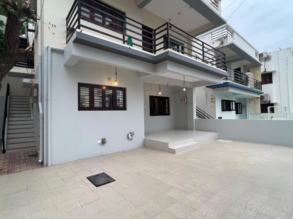 Nisarg Homestay - Tap to explore photos