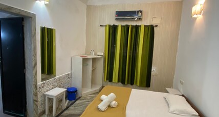 Jungle Hostel by MangoTree Room Type - Private Room - AC