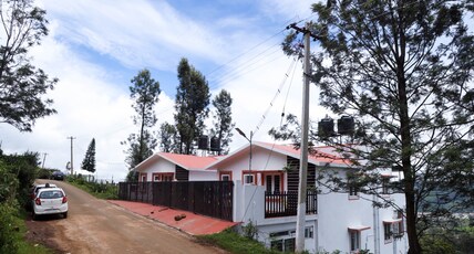 Serene Grandeur Homestay Room Type - Serene Grandeur Homestay Serene Grandeur Homestay Room Type - Serene Grandeur Homestay