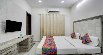 FabHotel AMR Grand Room Type - Premium Room