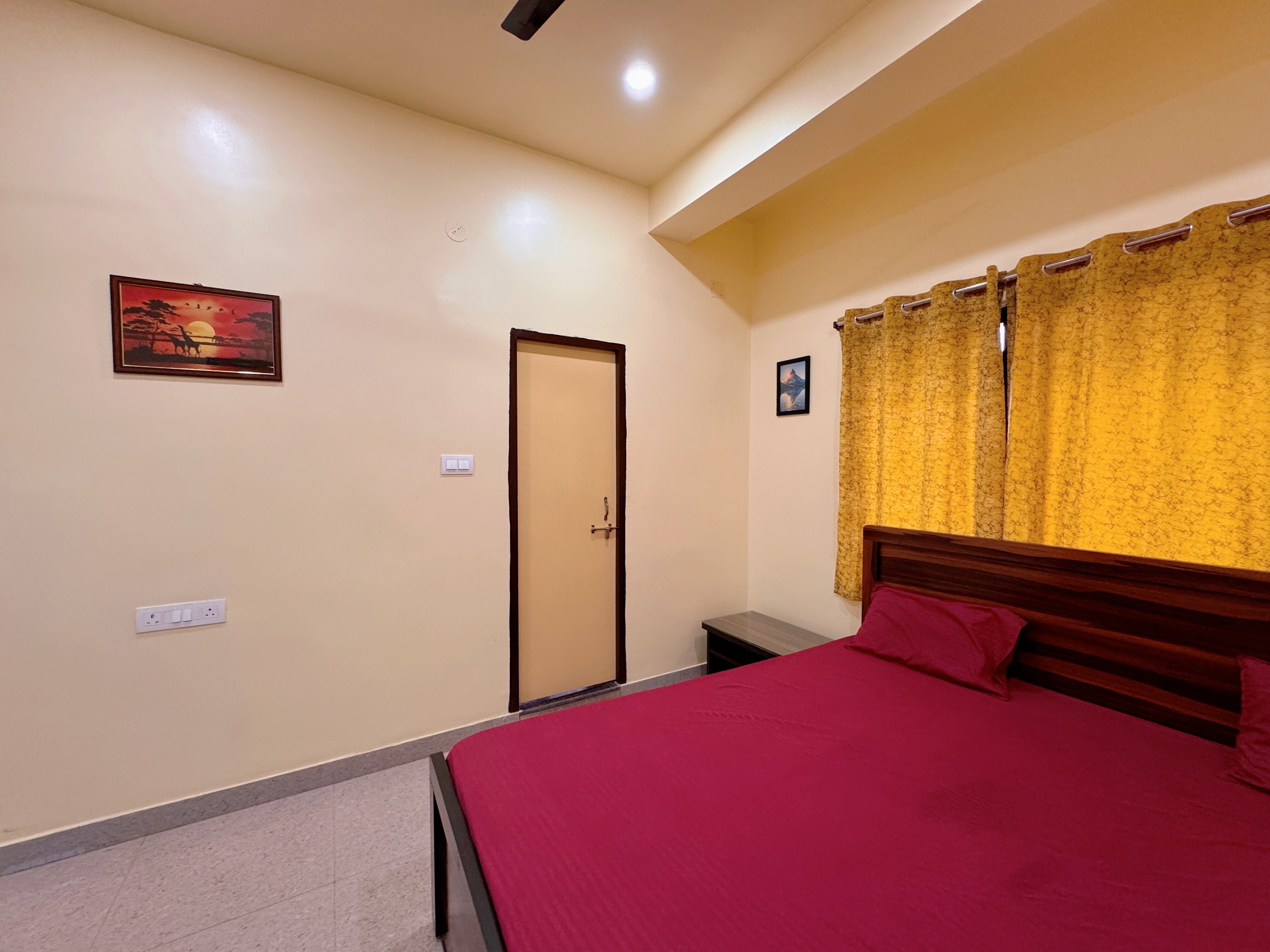 Atiti Studio Apartment 0.5 Km from Baidyanath Temple - Tap to explore photos