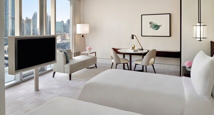 Address Sky View, Downtown Dubai Room Type - Premier Room Twin