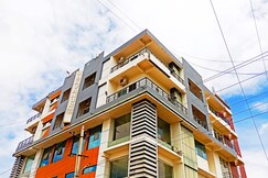 Savanur Deluxe Lodge