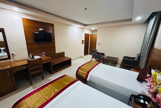 Royal Sujata Inn Hotel-100 Mtr. from Mahabodhi Temple
