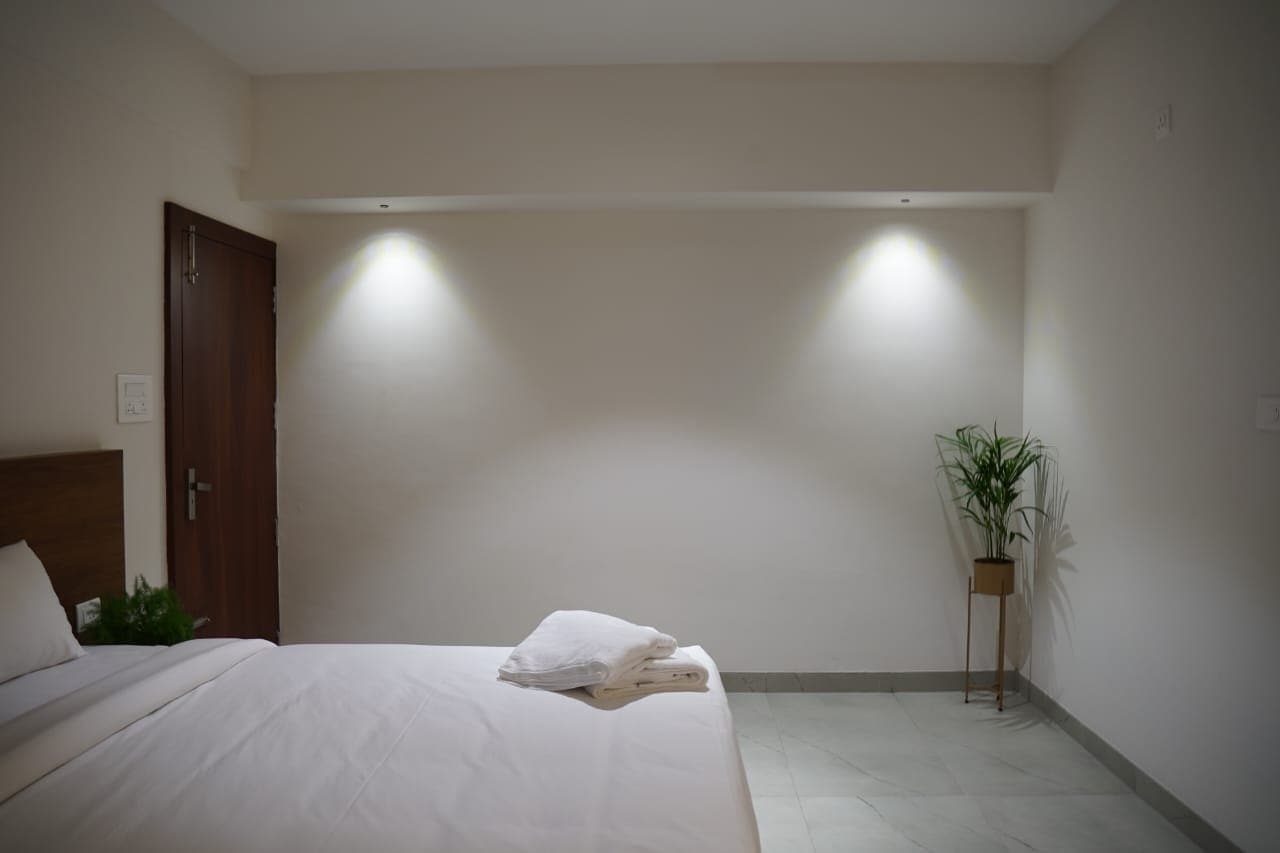 K K SERVICE SUITES - Tap to explore photos