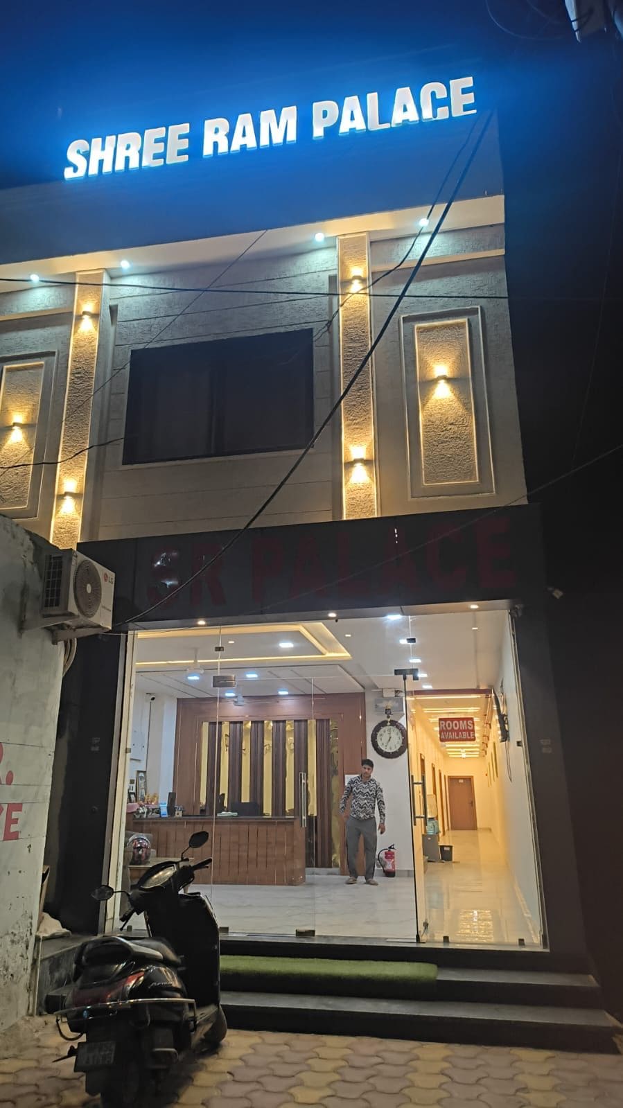 Shri Ram Palace - Tap to explore photos