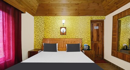 Asha Cottage Manali Room Type - Deluxe Room