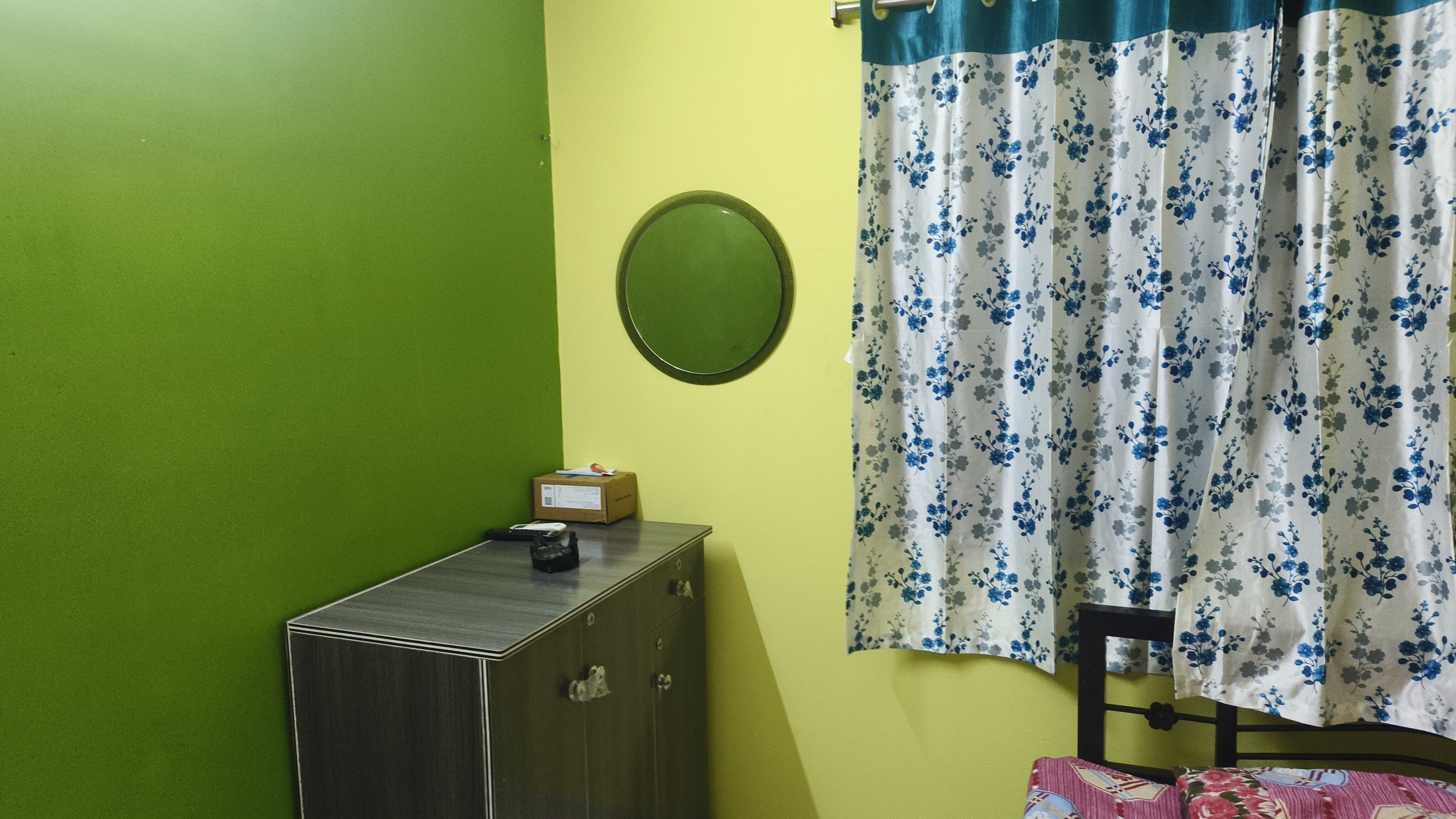 Jagdamba guest house - Tap to explore photos