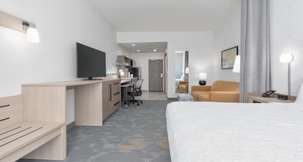 Home2 Suites by Hilton Paris Room Type - 1KG HEARING ACC STUDIO STE