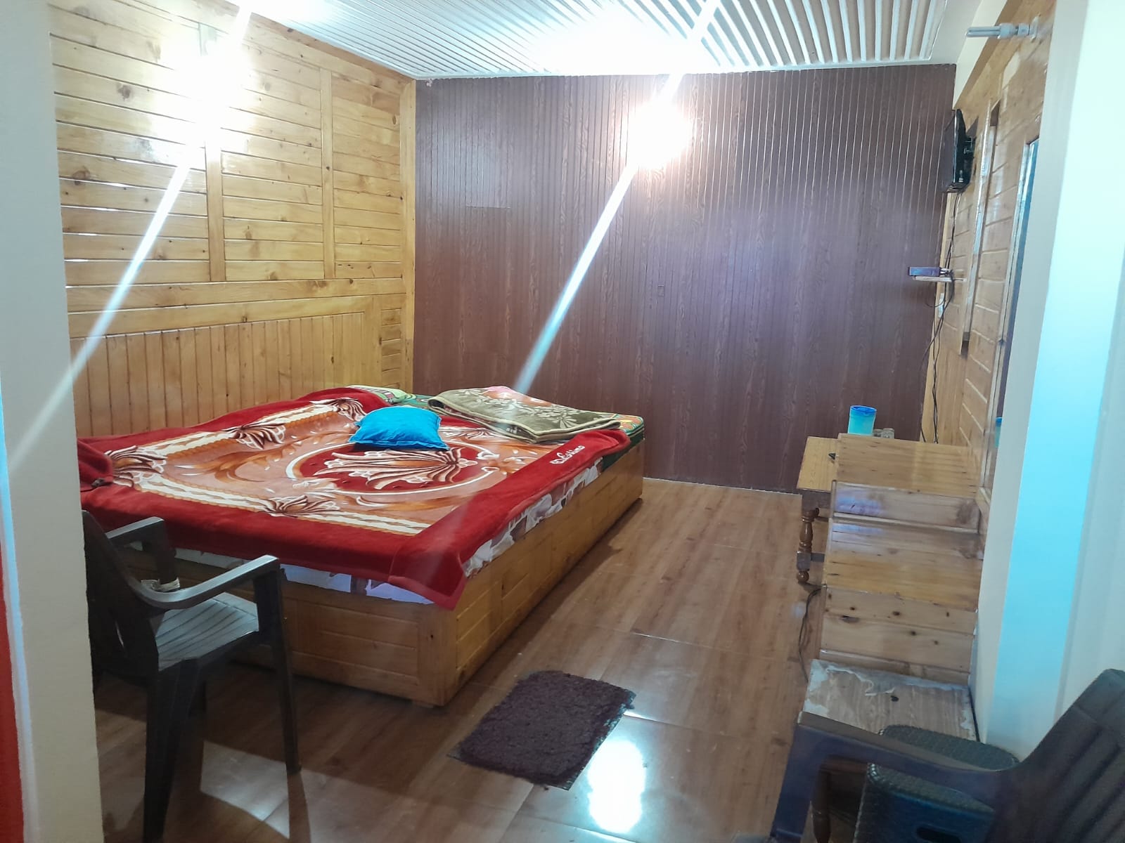 Hotel hill view patnitop guest house - Tap to explore photos