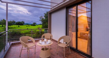 SaffronStays Aster Room Type - SaffronStays Aster