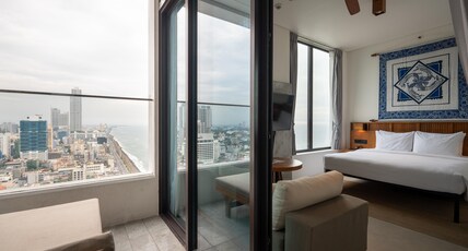 Granbell Hotel Colombo Room Type - Superior Double with Terrace (Partial Sea & City View) with 15 percentage off Laundry or Selected Sp