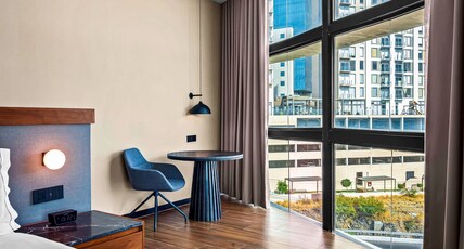 Hilton Queretaro Room Type - 1 KING BED JR SUITE