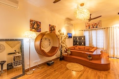 La Florance A 1BR Golfside Villa by Homeyhuts