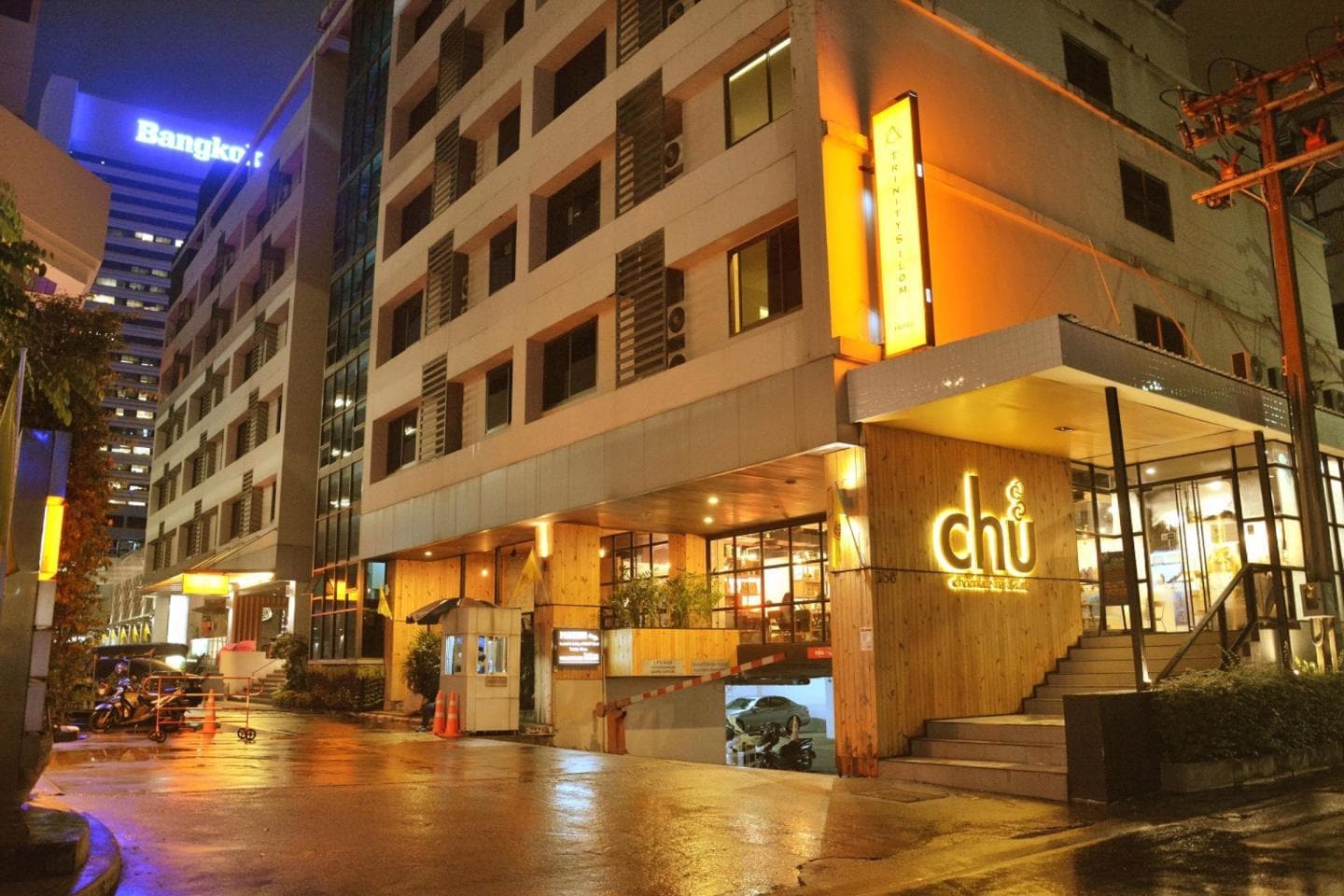 Trinity Silom Hotel - Tap to explore photos