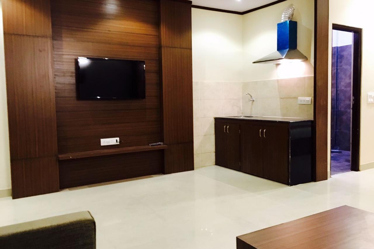 Jaipur Residences Jagatpura - Tap to explore photos