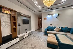 Garvik stay 4bhk 102