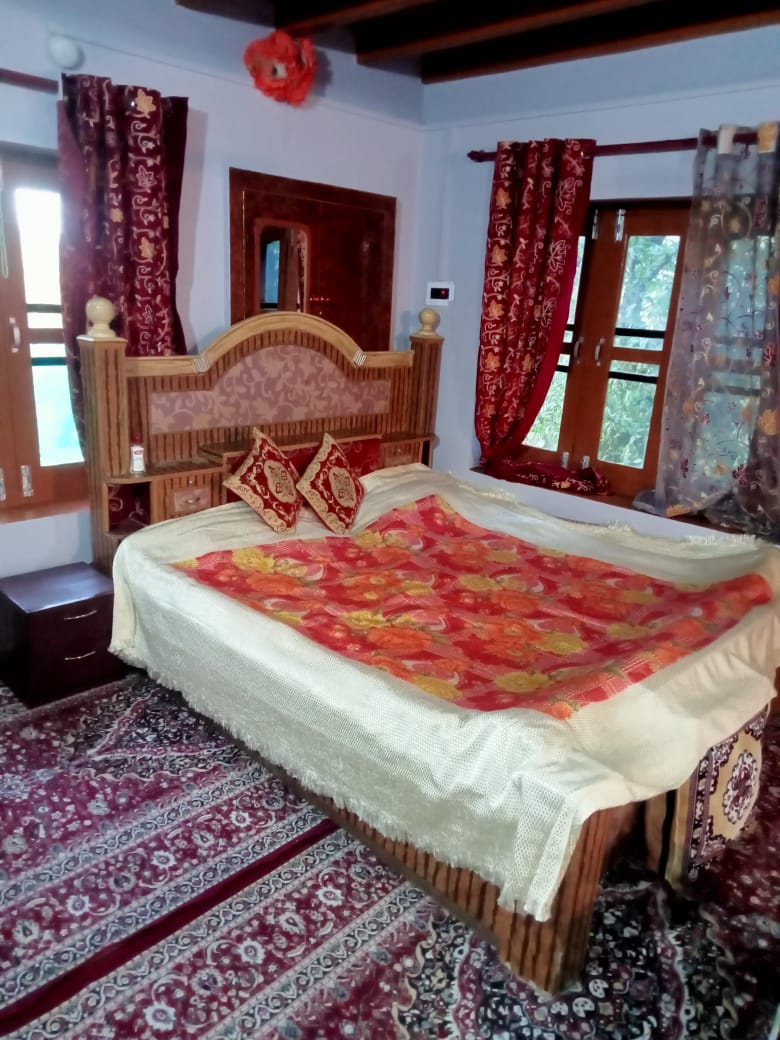 Green Villa Homestay - Tap to explore photos