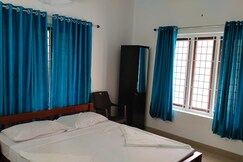 Adams Service Apartment