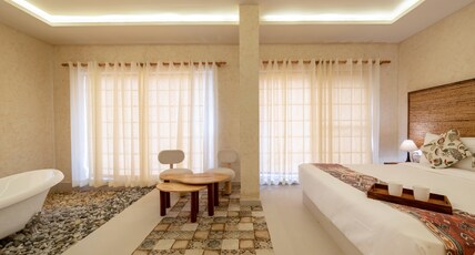 Valley By Grassfield Room Type - Boho Suite with Bath Tub and Hill view
