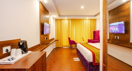 Snow White Resort - Central Heating - Breathtaking Moutain & River Views Room Type - Premium Room with Balcony River Facing Snow White Resort - Central Heating - Breathtaking Moutain & River Views Room Type - Premium Room with Balcony River Facing