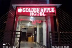 GOLDEN APPLE HOTEL