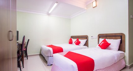 Hotel O Casavilla Hotel Room Type - Suite Triple