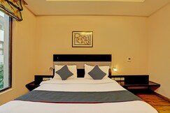 Townhouse Tipsyy Inn 16