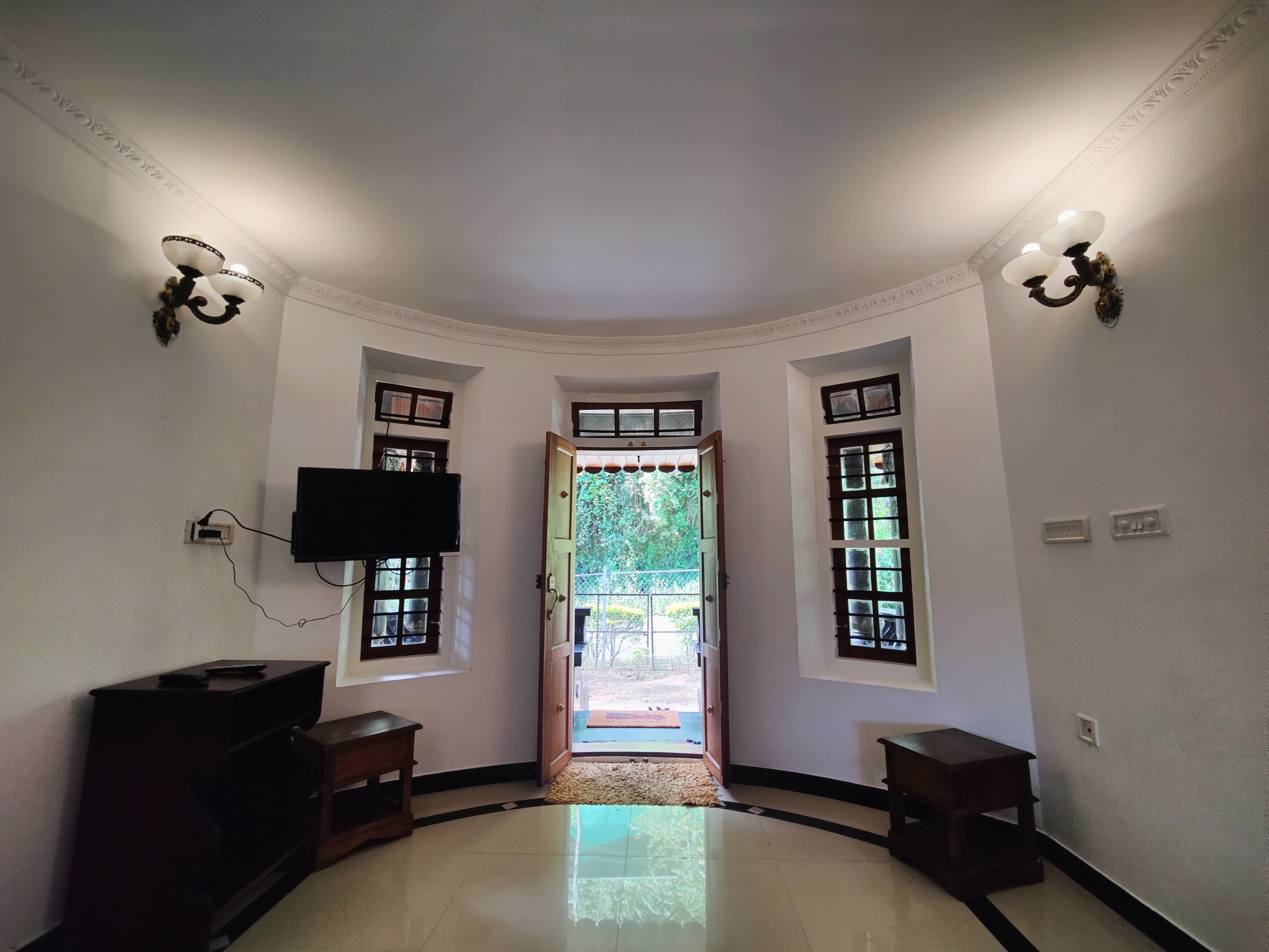 Casino Palace Heritage Home - Tap to explore photos