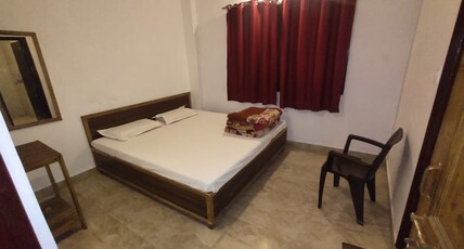 Hotel Nandini, Varanasi Room Type - Deluxe AC Room