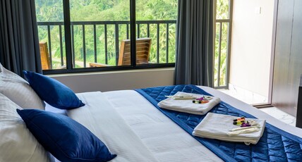 KHANZ REGENCY RESORT Room Type - Premium cottage