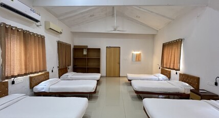Rustic River Resort Room Type - Tiger House B