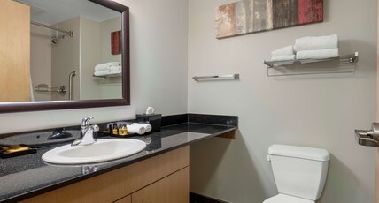 Best Western Plus Airport Inn & Suites Room Type - Suite-1 King Bed, Non-Smoking, Sofabed, Full Kitchen, Wi-Fi, Full Breakfast