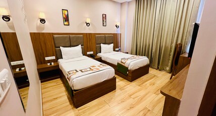 Hotel Crown Room Type - Twin Room