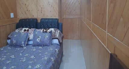 M/S DOODHPHATRI HEIGHTS Room Type - Premium Deluxe Room + Free Wifi