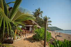 Blue Lagoon Resort | Room & Restaurant