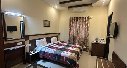 Hotel Sarovar Regency (The Cottage) Room Type - Deluxe Room