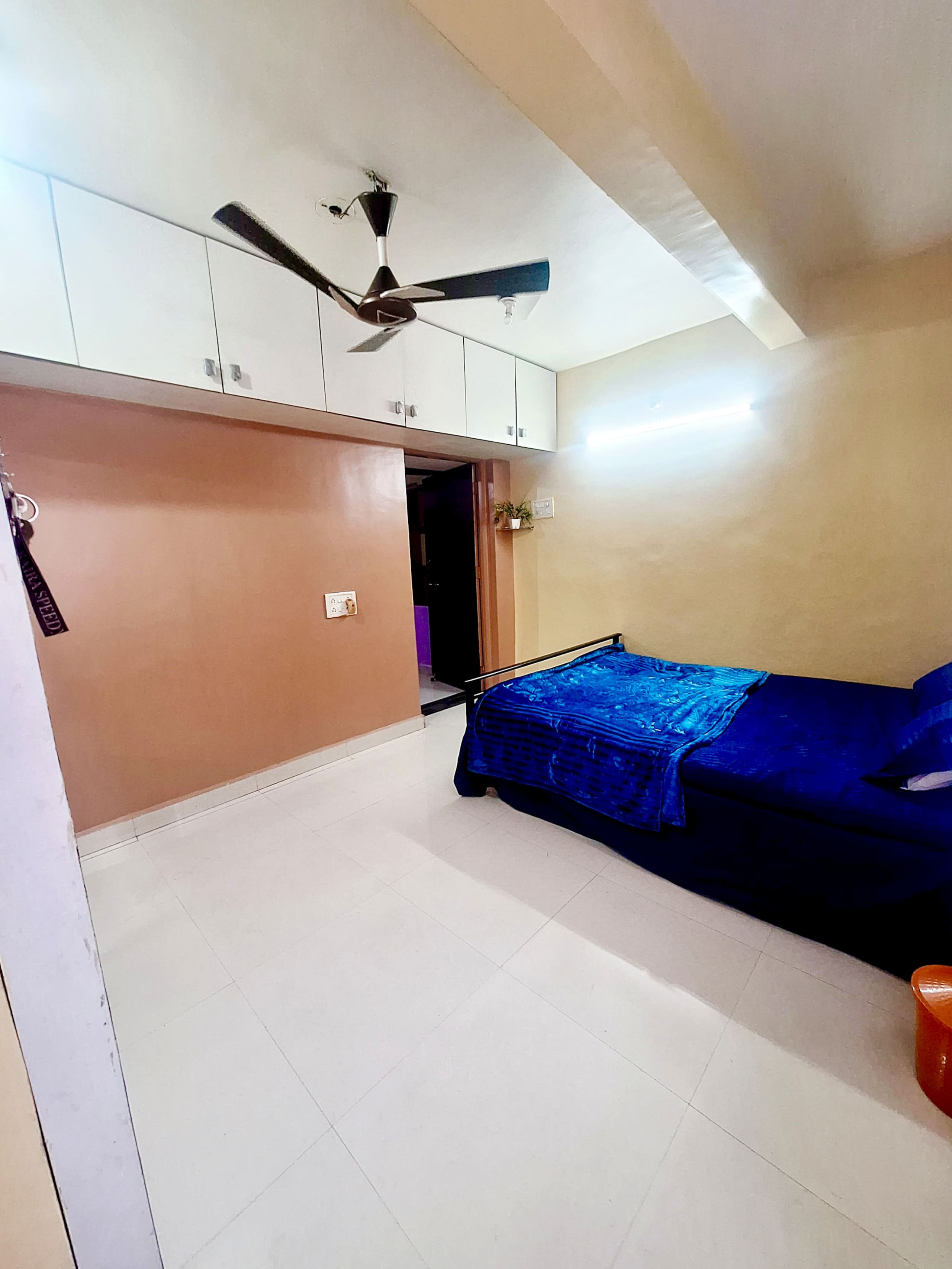 Royal Residency -3bhk duplex house full privacy - Tap to explore photos