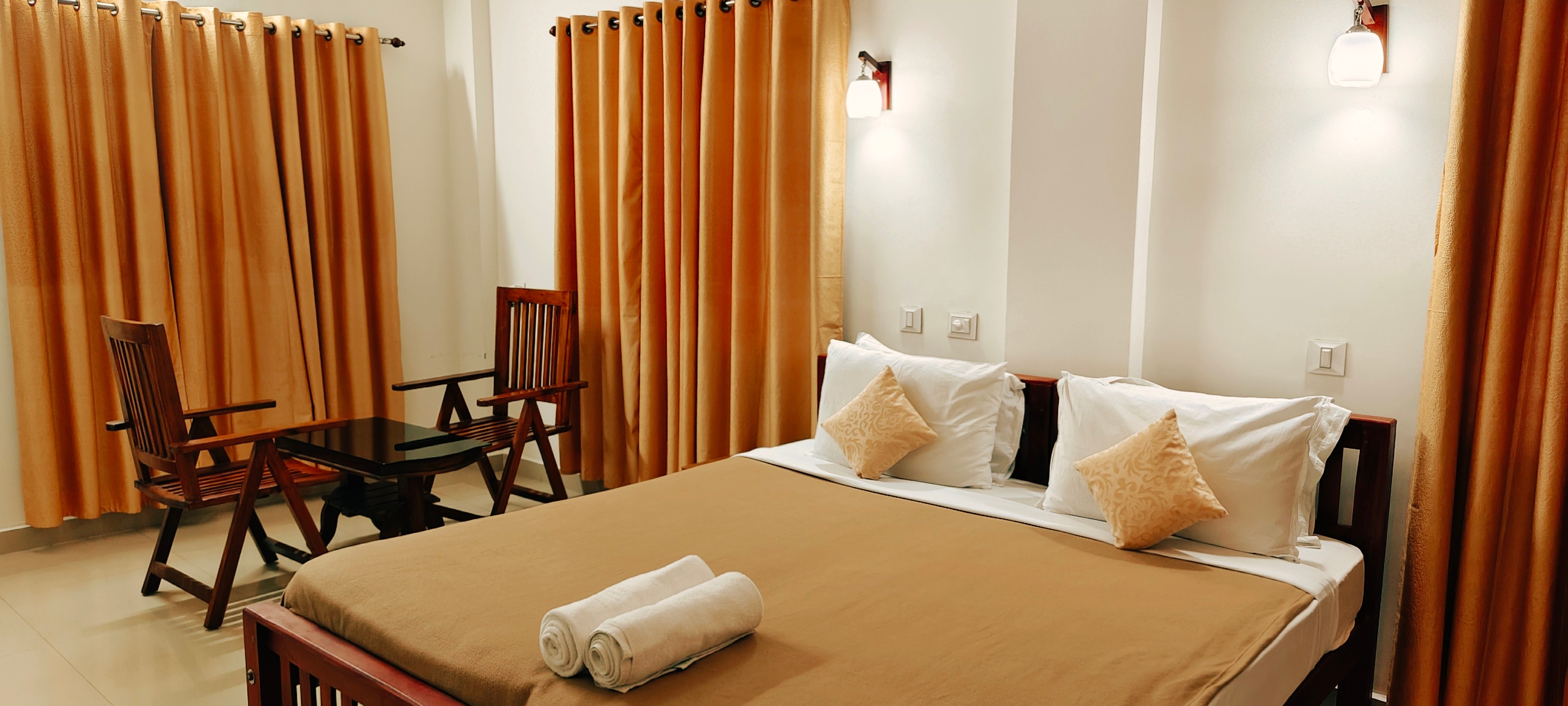 Oxxon Airport Hotel - Tap to explore photos