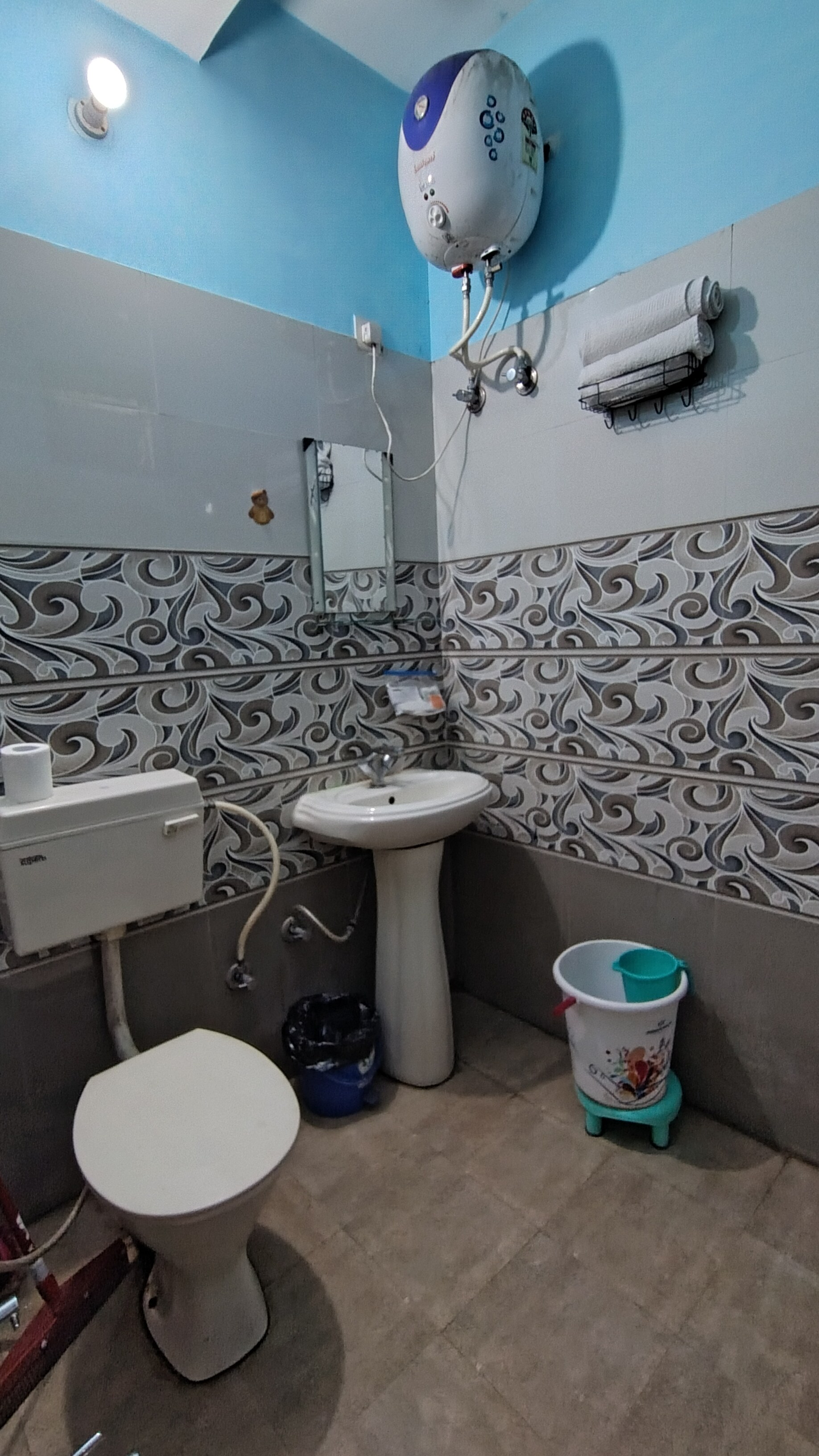 Kandari Homestay Rishikesh - Tap to explore photos