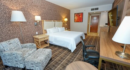 Holiday Inn QUERETARO-CENTRO HISTORICO Room Type - 1 King Standard
