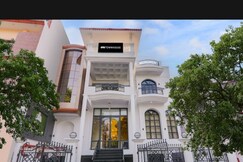 Hotel Raj Palace Lucknow