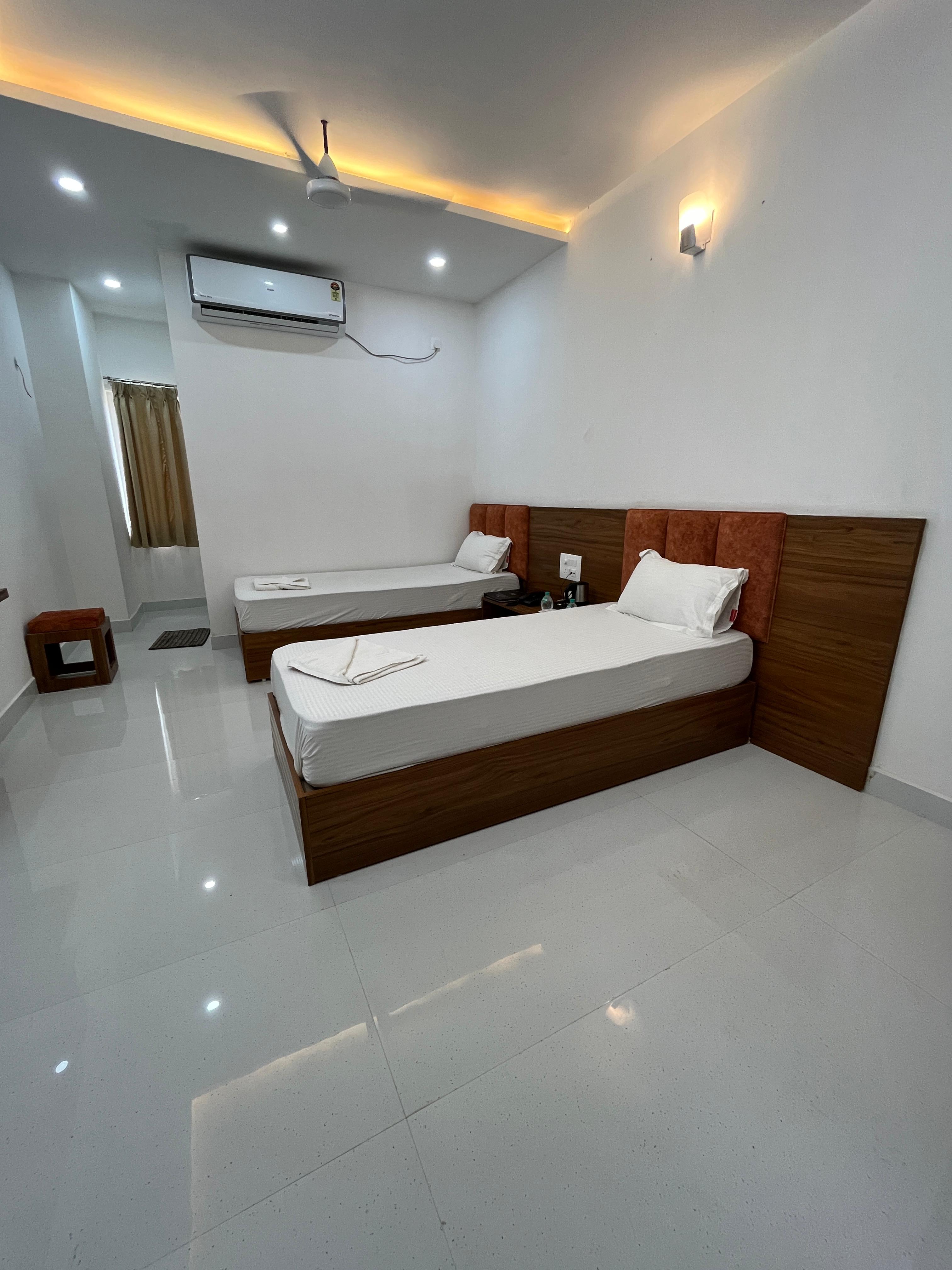Kanta Heritage Hotel - Tap to explore photos